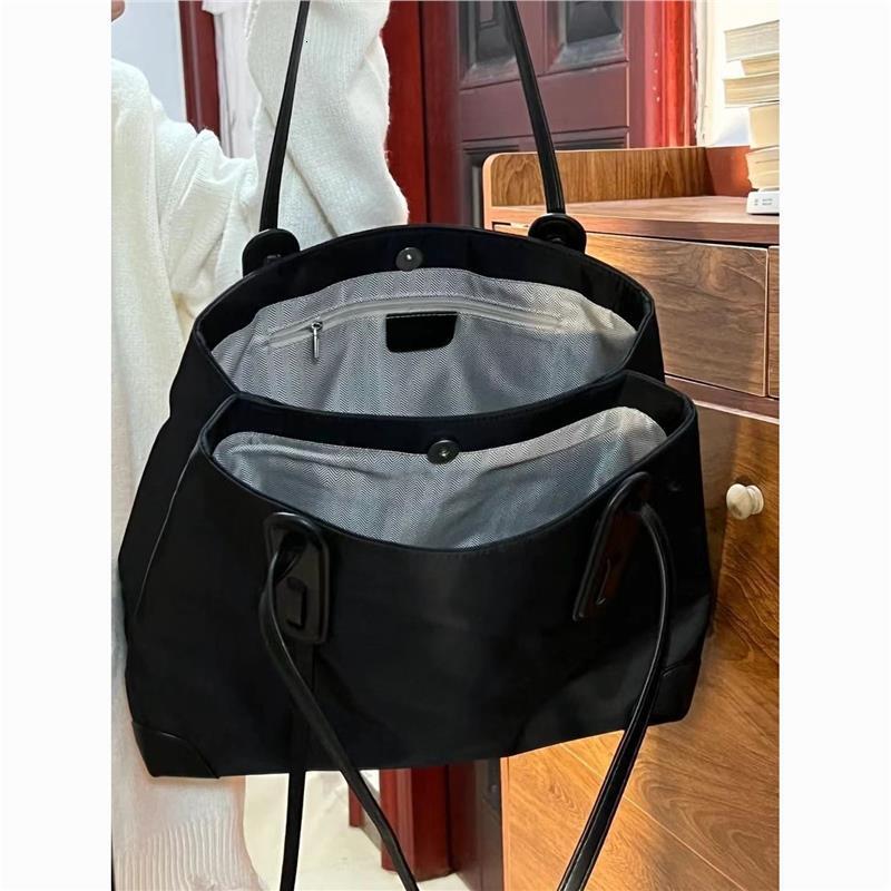 2025 women's summer new women's shoulder crossbody bag handbag new large capacity casual handbag new designer bag new designer luxury bag