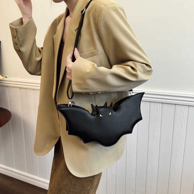 New Fashion Womens Shoulder Bag High Quality Waterproof Fabric Crossbody Bag Solid Color Wallet Animal Print Womens Handbags Y250717