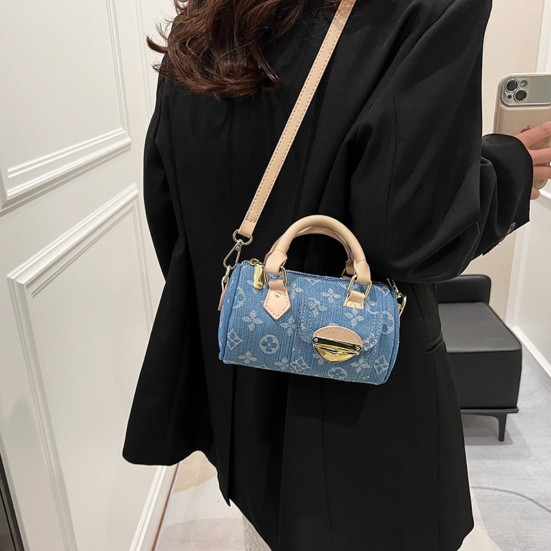 2025 Denim bag Designer Bag Shoulder Bag Luxury Bag High Quality Women's handbag Purse Blue Denim Crossbody bag Black Classic Underarm Bag Hobo b