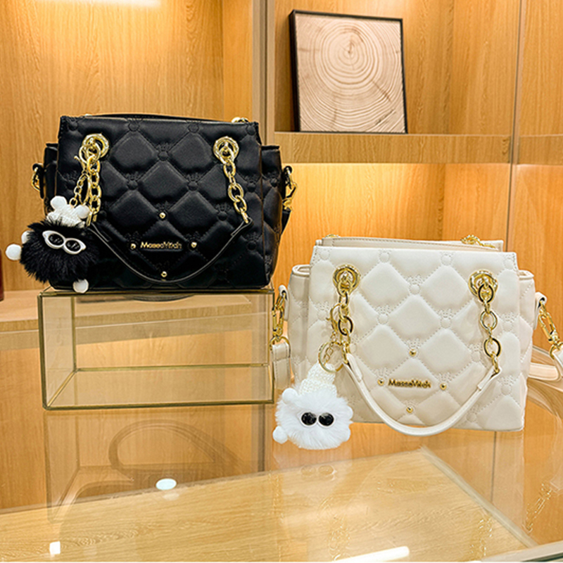 new arrival! Multi compartment large capacity handbag, cute style single shoulder ten font women's small square bag