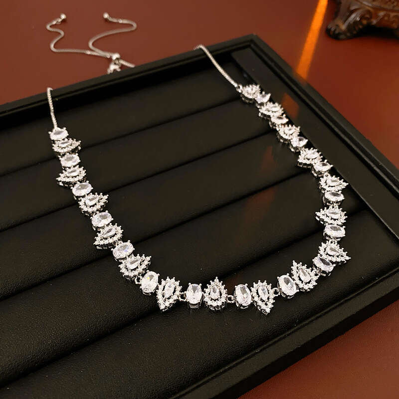 Water Drop Spliced Zircon Bride Wedding Dress Collarbone Chain High-end Light Fashionable Elegant Necklace