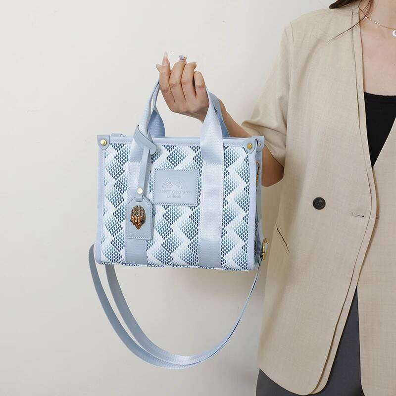 Stylish Leather Shoulder Women, Classic Messenger Bag For Ladies With Elegant Famous Designer Details