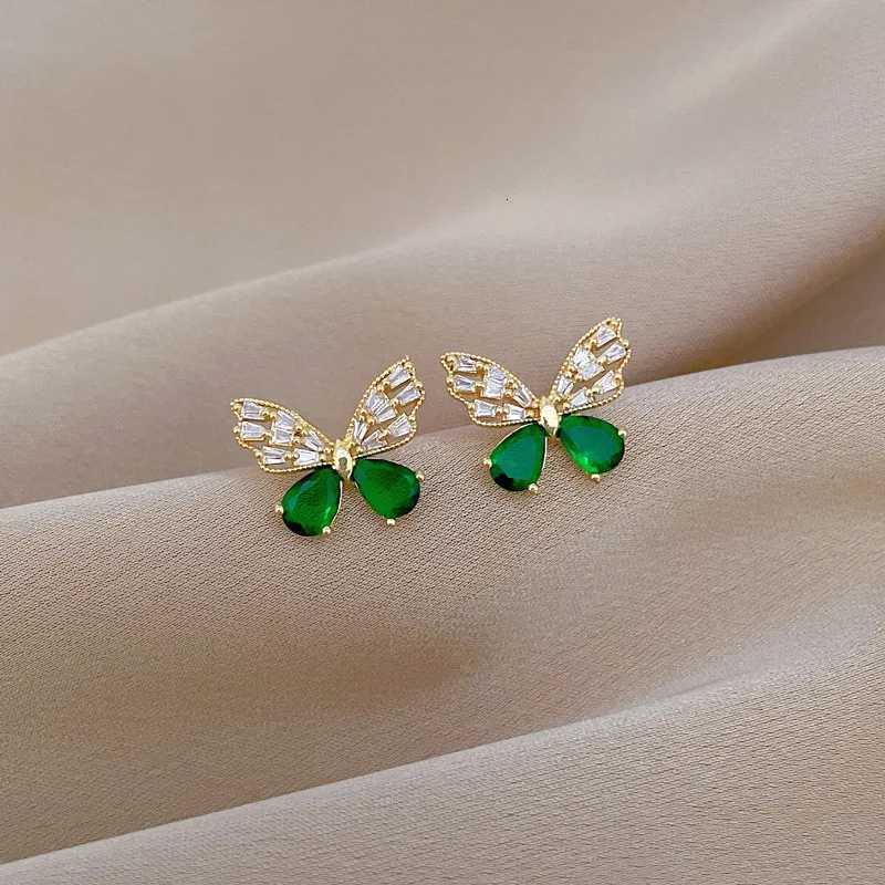 Classic Gorgeous Green Hollow Stainless Steel Necklace Earrings Set Decoration Fashion Girl Birthday Dinner Gift X250718