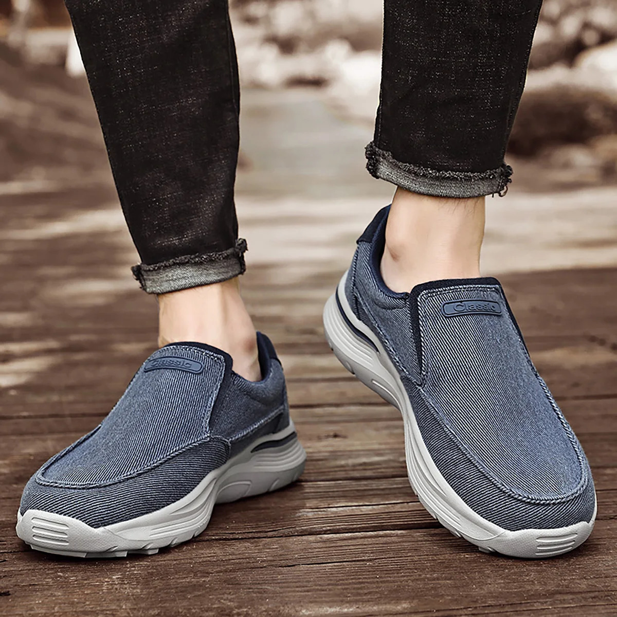 Mens Casual Shoes Canvas Breathable Loafers Men Comfortable Outdoor Walking Classic Sneakers 250717