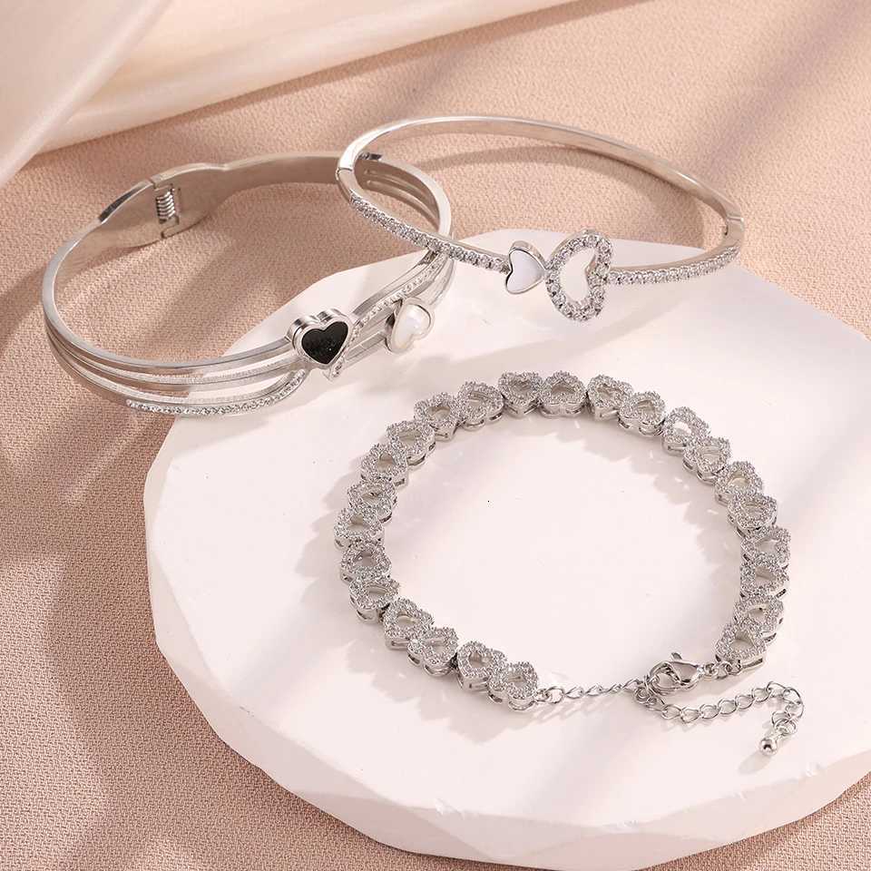 3KOL Fashion-shaped Design Series Stainless Steel Bracelets for Women Waterproof Fashion Jewelry Gift X250718