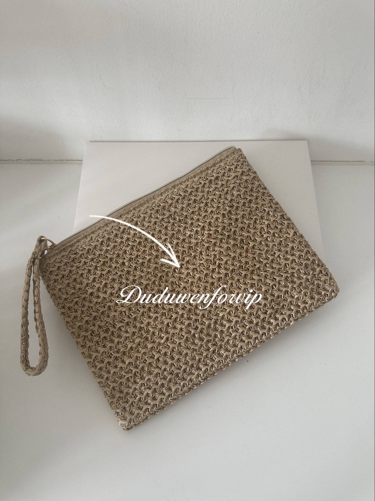 Storage Bag 22X17CM Beaute.Gift Classic Embroidery Cosmetics Straw pouch Zipper mesh Organization with gift box