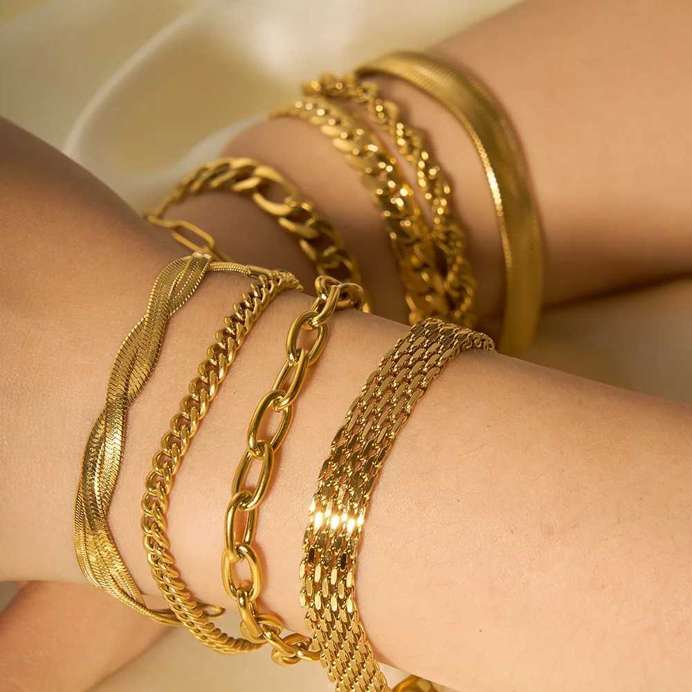 2024 Luxury Jewelry Trend Waterproof Tarnish Accessories 18K Gold Plated Stainless Steel Cuban Chain Bracelets for Women X250718