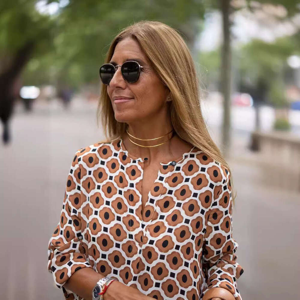 Jinghu District Goddess Style Polyester Large Hem Split Pullover Sleeve Slit V-Neck Shirt Long Dress B5 g5