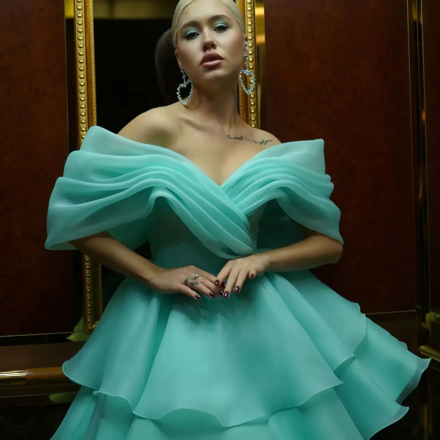 Turquoise Off The Shoulder Homecoming Dresses Tiered Layers Mini Puffy Sleeves Birthday Short Prom Ball Gown Graduation Party Gowns Vestidos De Novia