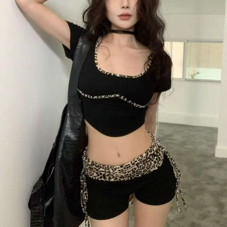 Summer Pure Desire Sweet Cool Hot Girl Leopard Print Patchwork T-Shirt Top + Low Waist Tie Shorts Two-Piece Set For Women B5