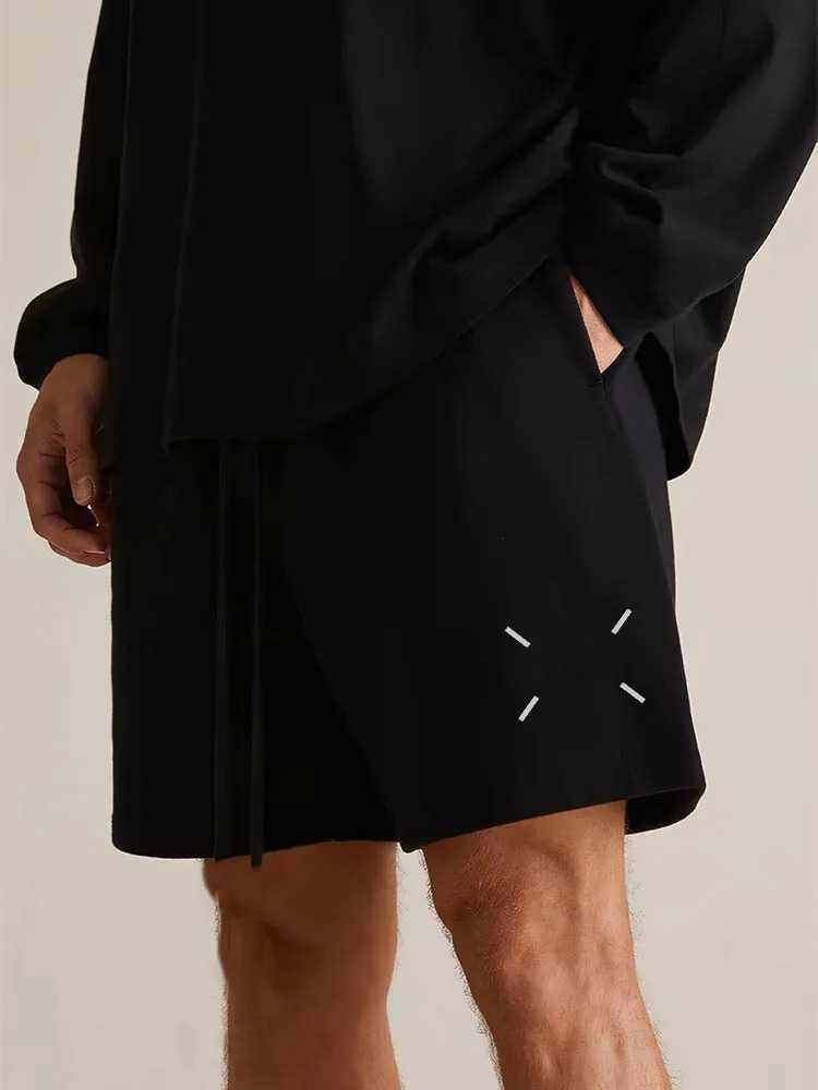 Trendy Brand Minimalist Four-corner Printing New Shorts Mens Loose American Sports Loose Beach Pants Casual Lazy Style W250718