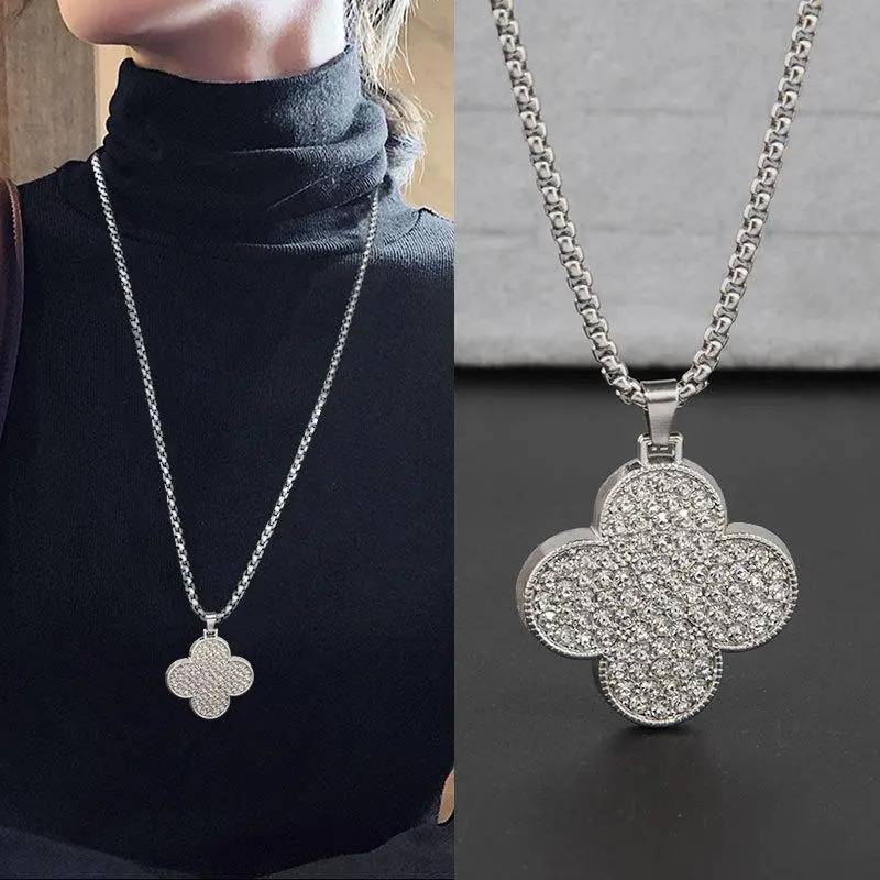 High-end Long Chain Stainless Steel fir Women Leaf Clover Necklace, Light Niche Long Simple Sweatshirt Chain, Titanium Steel Pendant Chain