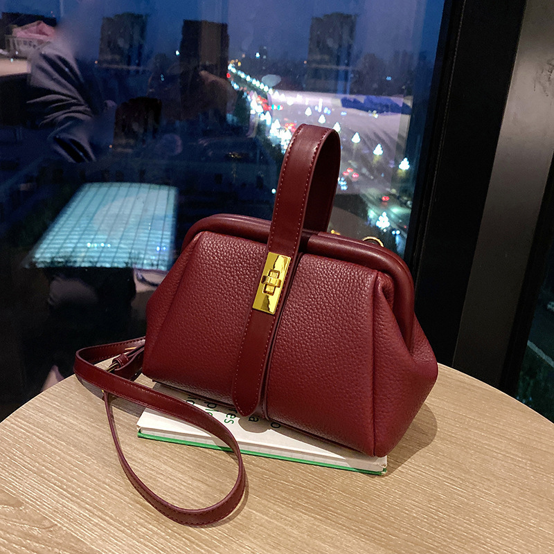 2025 summer new women's shoulder crossbody bag, new lychee pattern shoulder crossbody bag, personalized handheld new women's designer bag