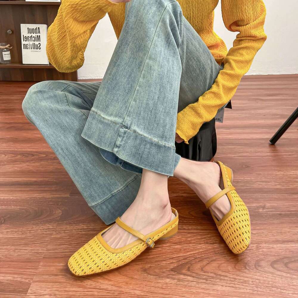 Designer Summer New Style Backless Woven 2025 French Light Luxury Single for Women Outdoor Wear High-end Feel Women's Shoes