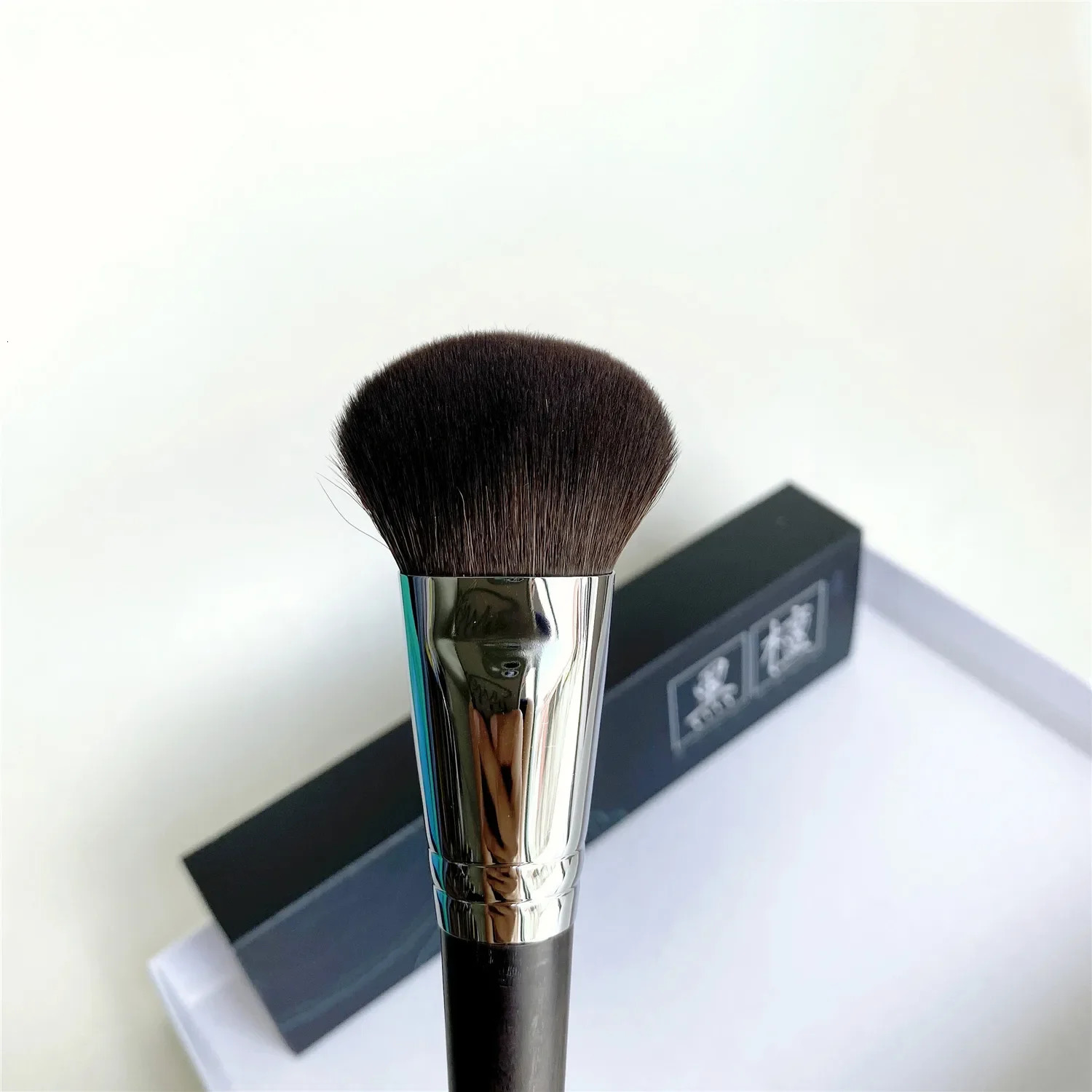 Ebony Sculpting Foundation Brush Synthetic Dense Angled Foundation Cream Sculpting Makeup Brush Cosmetics Beauty Tools 250716