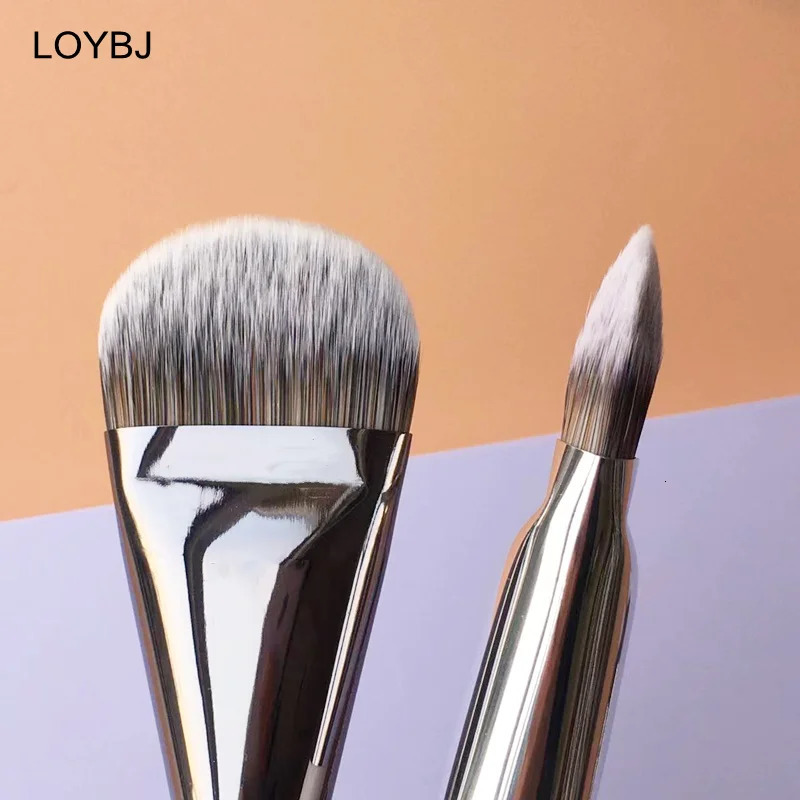 LOYBJ 1pcs Foundation Makeup Brushes Professional Liquid Foundation Concealer Brush Women Facial Quick Base Make Up Beauty Tools 250716