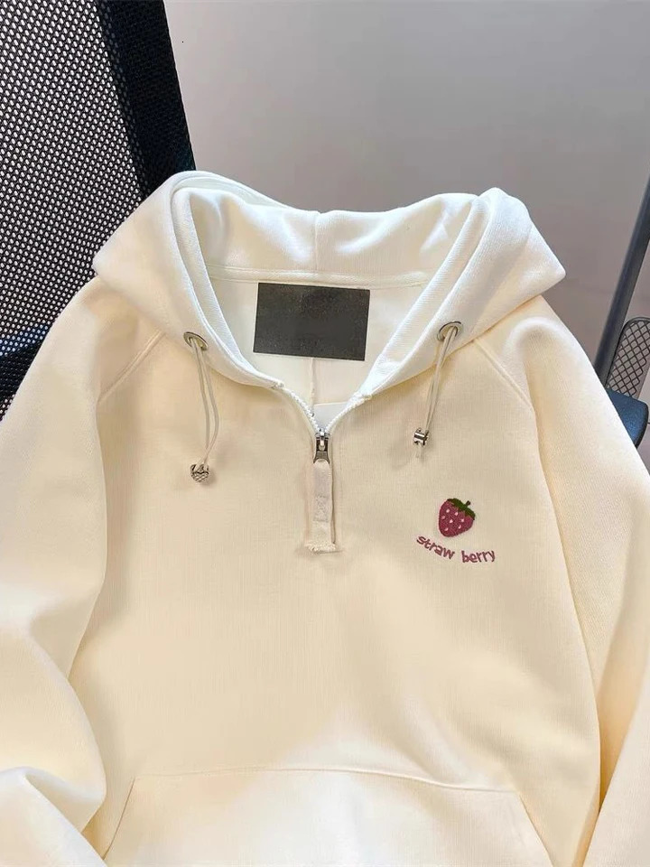 100% Cotton Cute Strawberry Hoodies Women Casual Loose Korean Sweatshirts Fashion Long Sleeve Preppy Style Female High Quality Tops 250717