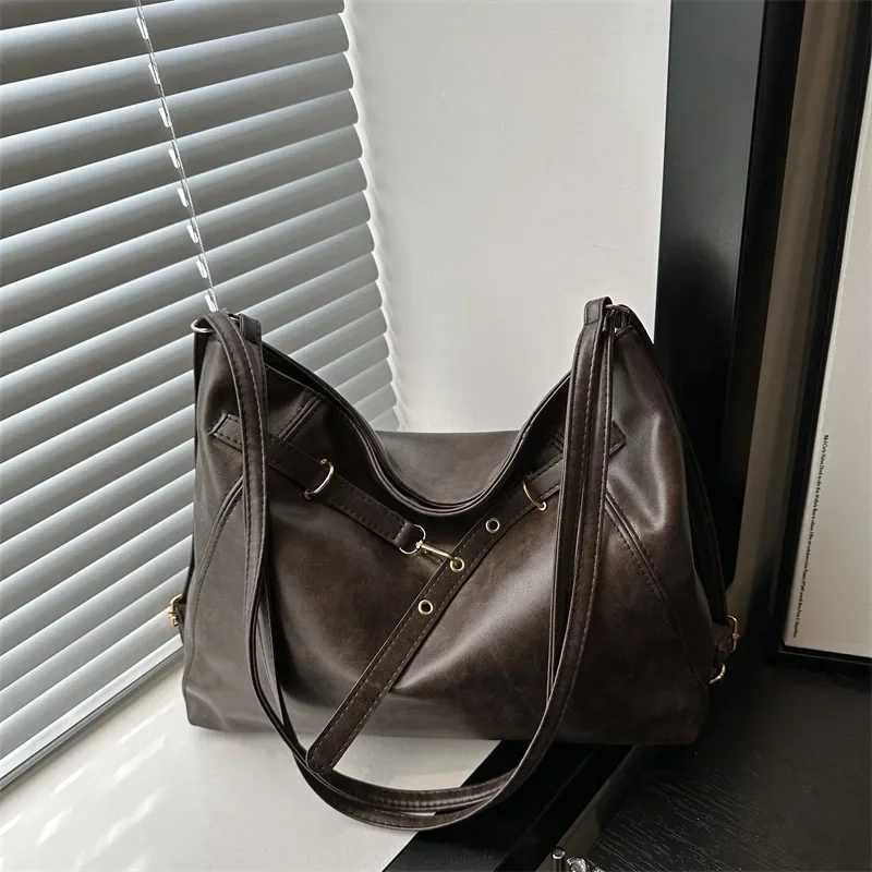 Vintage Large Capacity Mens Shoulder Bag Fi Backpacks Pu Leather Ladies Crossbody Bag Female Commuter Tote Handbags Y250718