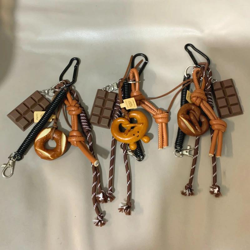 Keychains All Seasons Brown Cute Alkaline Bread Korean Version INS Bag Pendant Chocolate Climbing Rope Keychain Decorative Gift