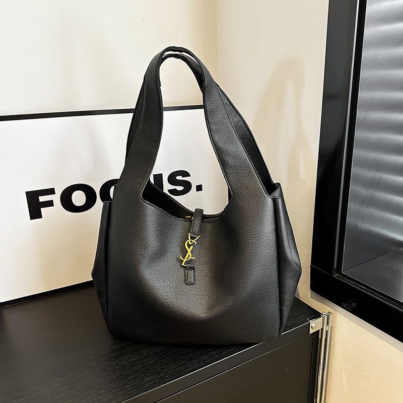 Designer bag Bucket Bag Shoulder Bag Luxury Bag Crossbody Designer 2025 Women Elegant Versatile handbag Casual commuting Crossbody bag Manifest temper