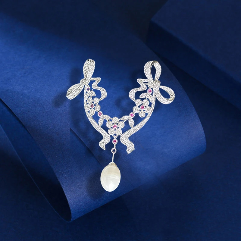 OKILY Lovely Style Freshwater Pearl Brooches Zircon Bowknot Flower Broche Decorativo De Ropa for Womans Clothing Corsage 250712