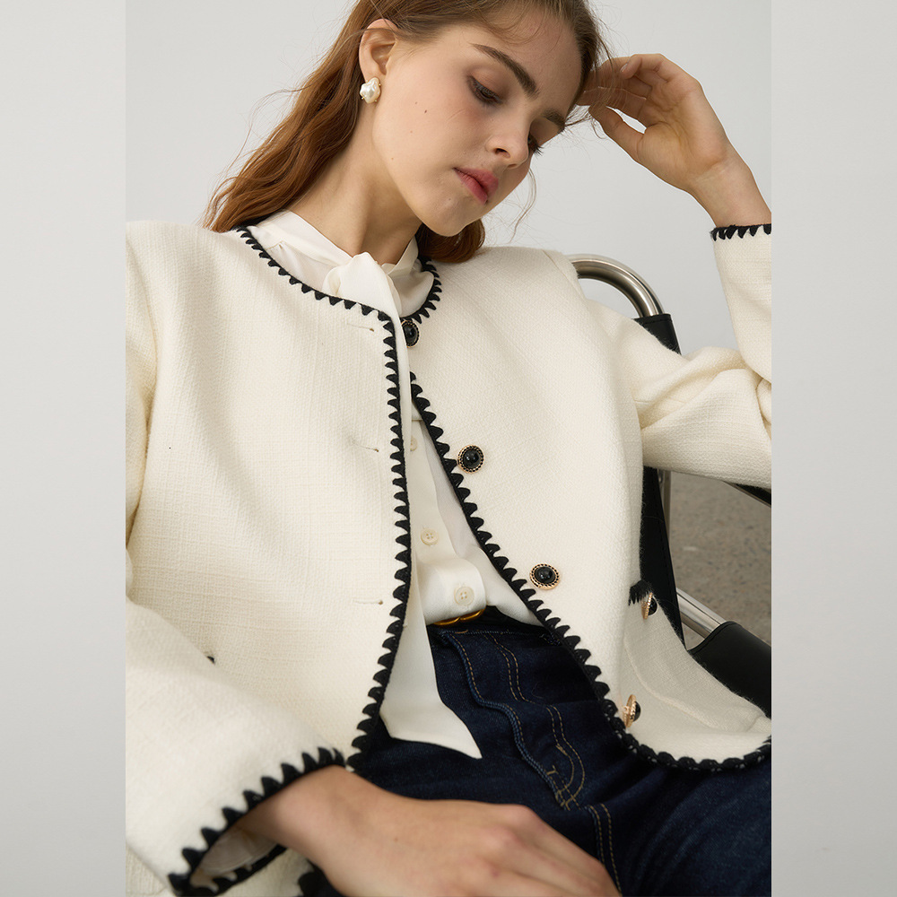 French Classic Elegance Tweed Style Round Neck Women Elegant Socialite High-End Top Jacket 250718