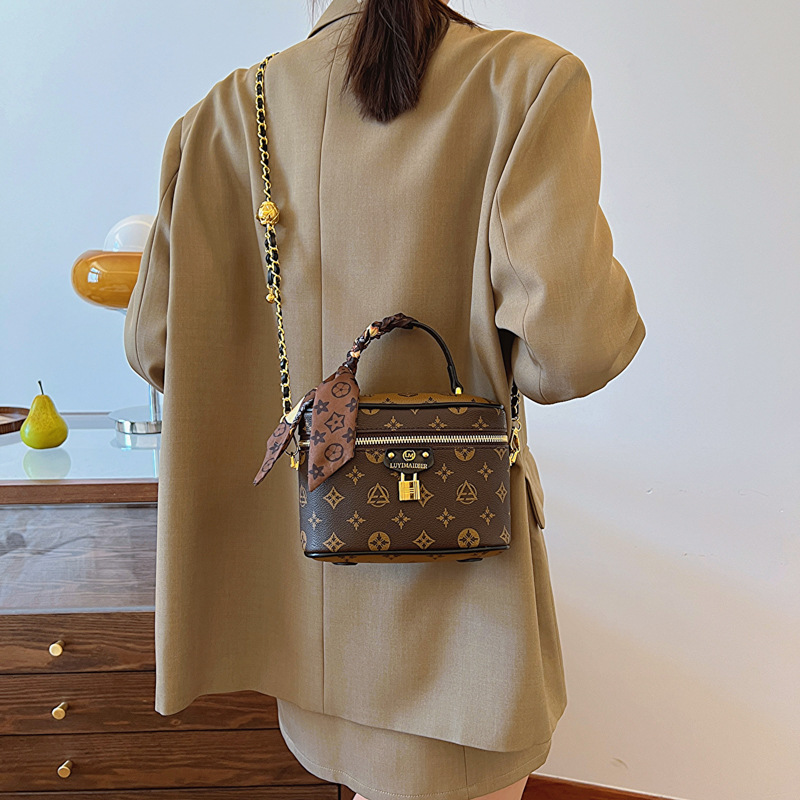 Free Shipping Premium Lightweight Small Bag Women'S New Vintage Printed Bucket Bag With Women'S Shoulder Bag Diagonal Span