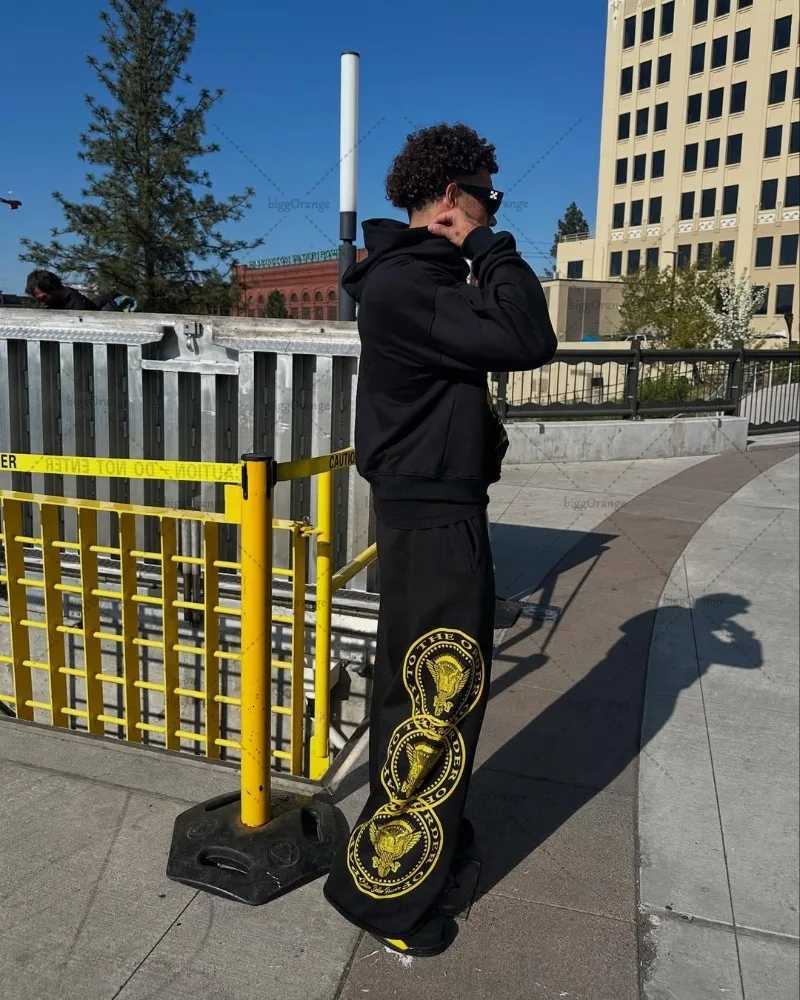 2025 American Retro Letters Personalized Pattern Design Casual Loose Hoodie Men Street Hip-hop Fashion Punk Oversized Sweatshirt XJ250714