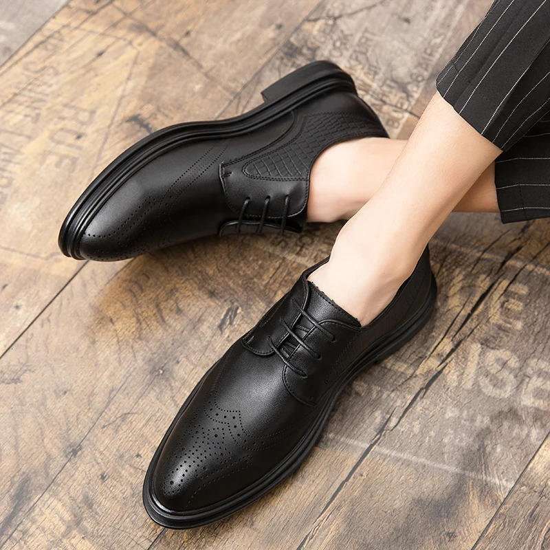 Fashion Men Oxfords High Quality Split Leather Mens Dress Shoes y Driving Brogue Lace Up Casual Shoes 250717