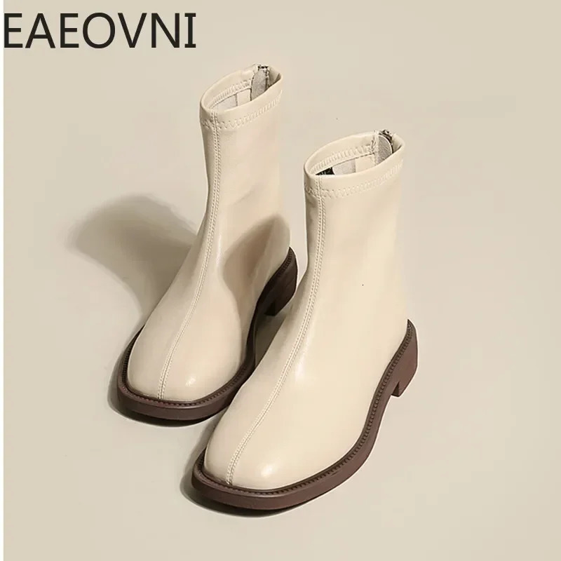 Winter Women Ankle Boots Fashion Soft Leather Ladies Elegant Short Boots Square Low Heel Chelsea Shoes 250717