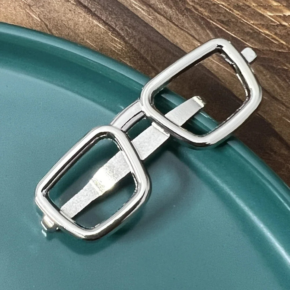 Korean Metal Eyeglass Frame Pipe Pocket Minimalist Style Tie Clip Fashion Trendy Bright Silver Color Accessories Jewelry for Men 250715