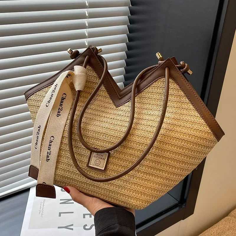 Straw Leisure Capacity Beach Shoulder Bag Handmade Woven Shoulder Bag Summer Leisure Bag Commuting Womens Handbag Y250717