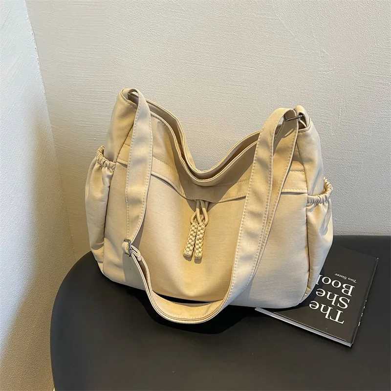 2025 Fashion Large Capacity Women Canvas Shoulder Bag Casual Commuting Tote Bag Womens multi-pocket student crossbody bag Y250717