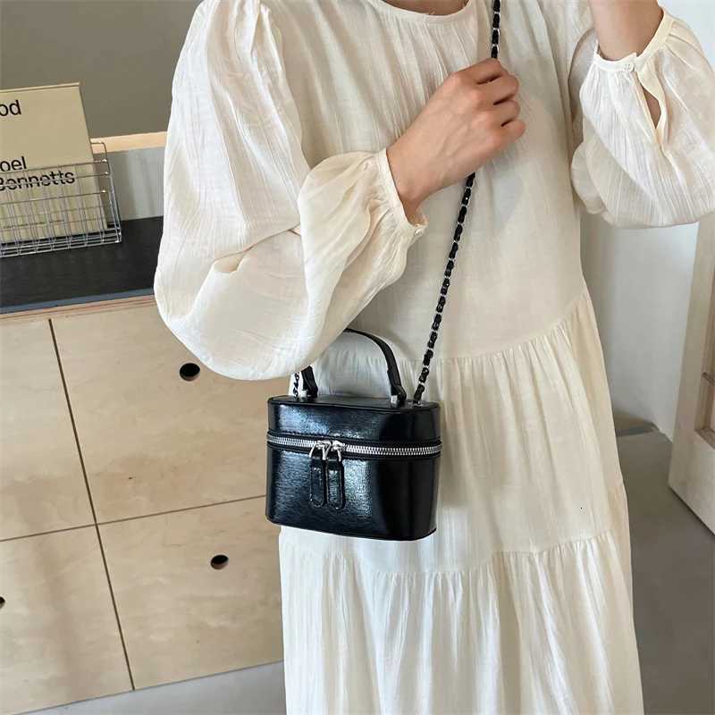 Solid Color Leather Women Crossbody Bag For Women Shoulder Bag FAshion Chain Bag Womens Designer Handbag And Purse R250717