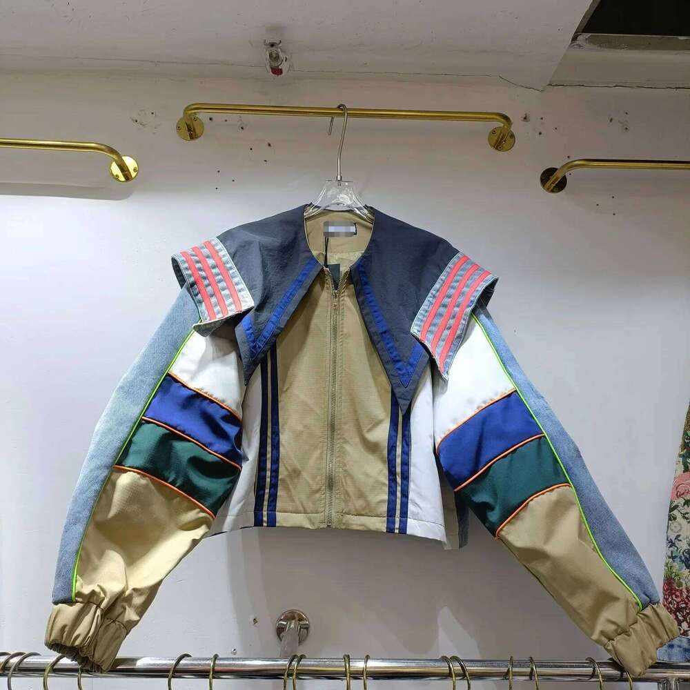 Unique Design Sensibility Color Blocking Navy Cropped Jacket Women Loose-Fit Petite Top For Spring And Autumn