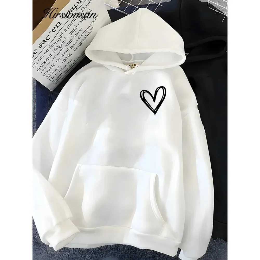 Hirssionsans popular minimalist heart-shaped printed womens youth sportswear casual loose retro hoodie winter warm top XJ250717