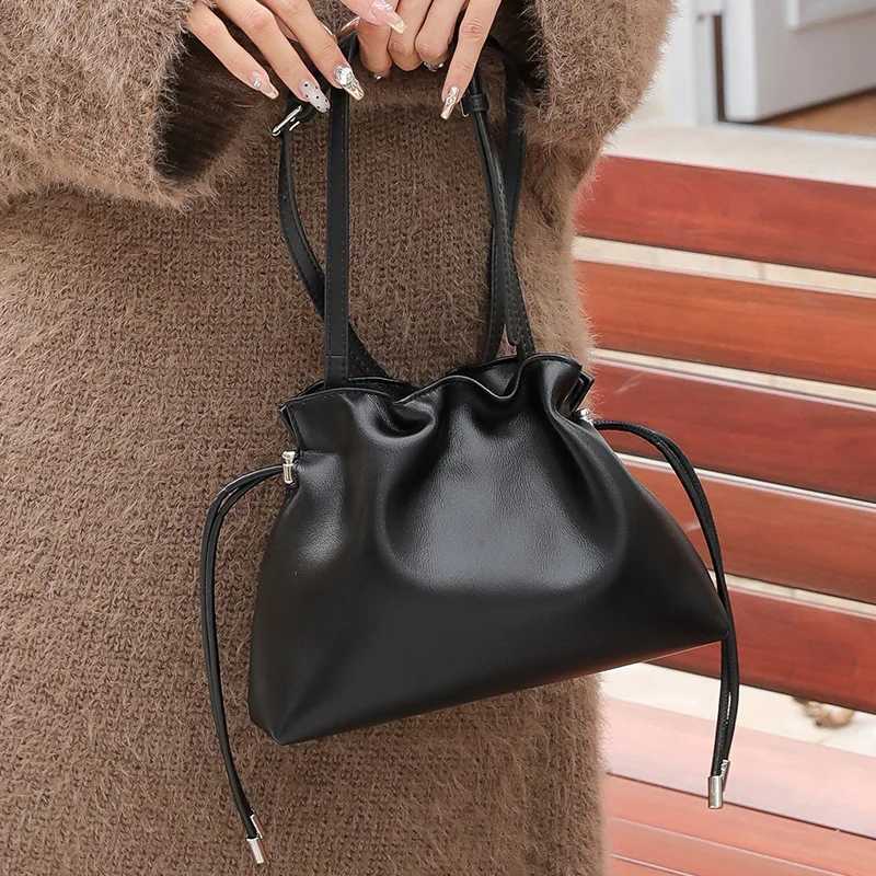 Luhuri Pleated Cloud Crossbody Bag - Premium Genuine Leather Drawstring Shoulder Purse Versatile Small Bag for Elegant Lady R250717