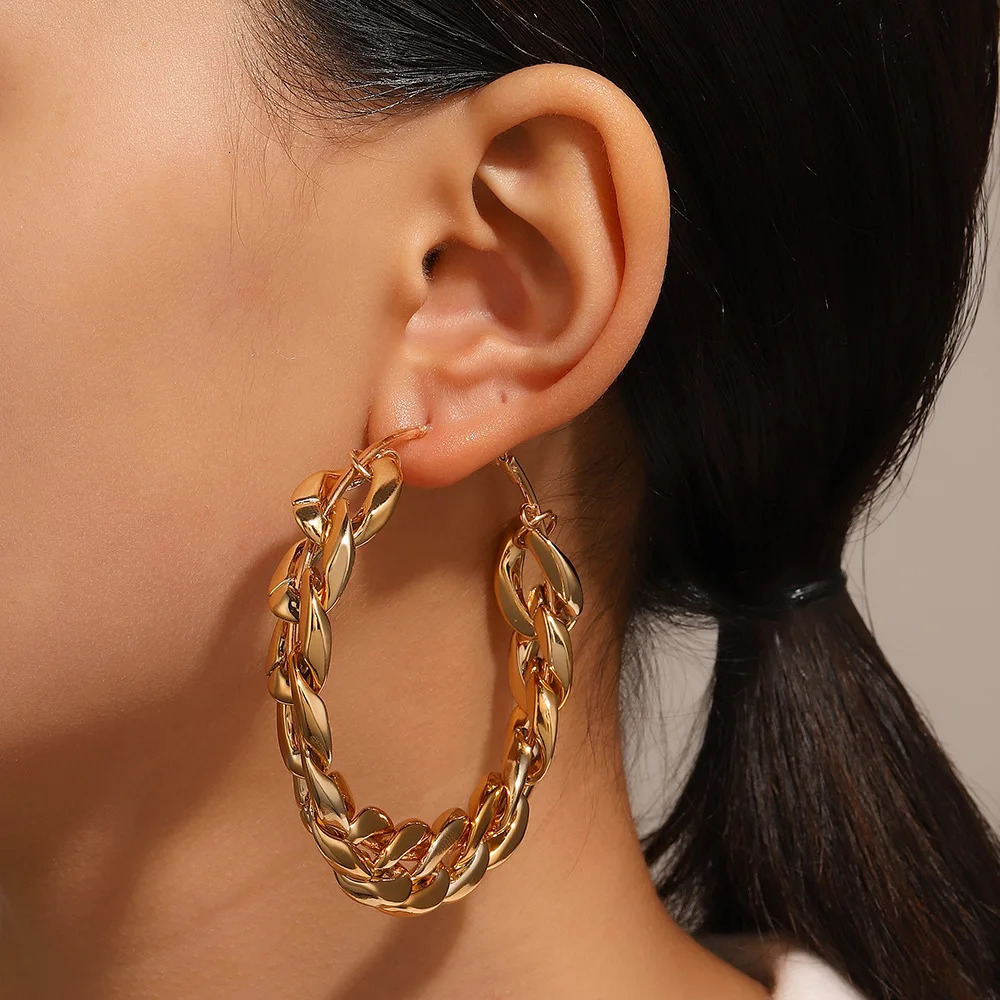 Metal Punk Style Oversized Large Hoop Earrings Twisted Big Circle Round Loop for Women Exaggerate Party Jewelry Gifts 250715
