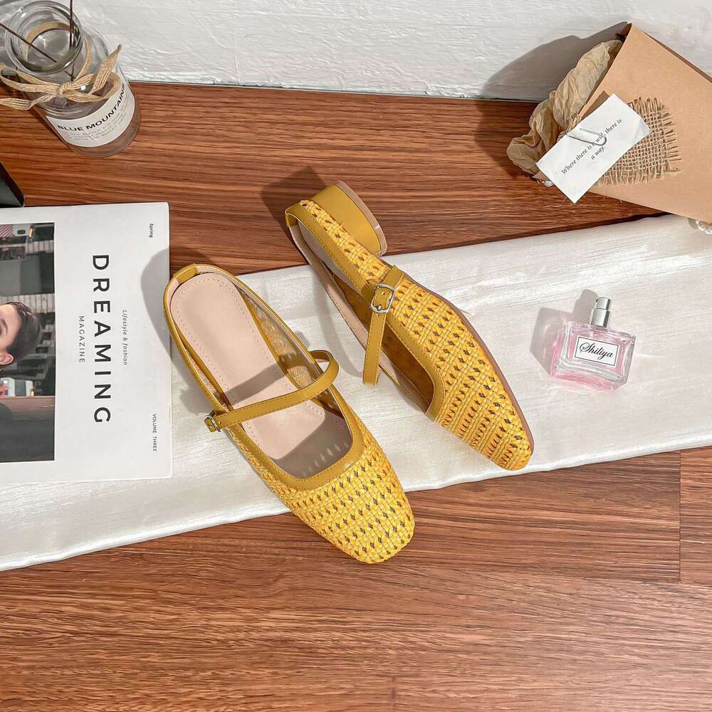 Designer Summer New Style Backless Woven 2025 French Light Luxury Single for Women Outdoor Wear High-end Feel Women's Shoes