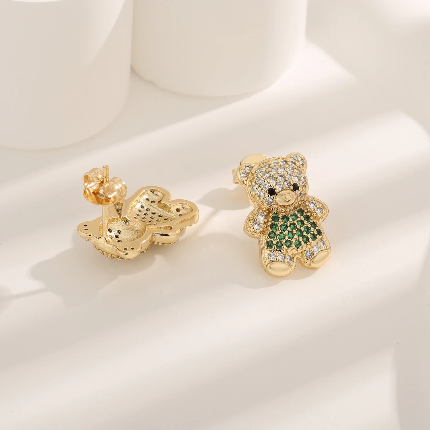 Minimalist Bear Stud Earrings Premium Cubic Zirconia Lightweight Copper Fashion Gift for Teen Girls 4 Colors 250715