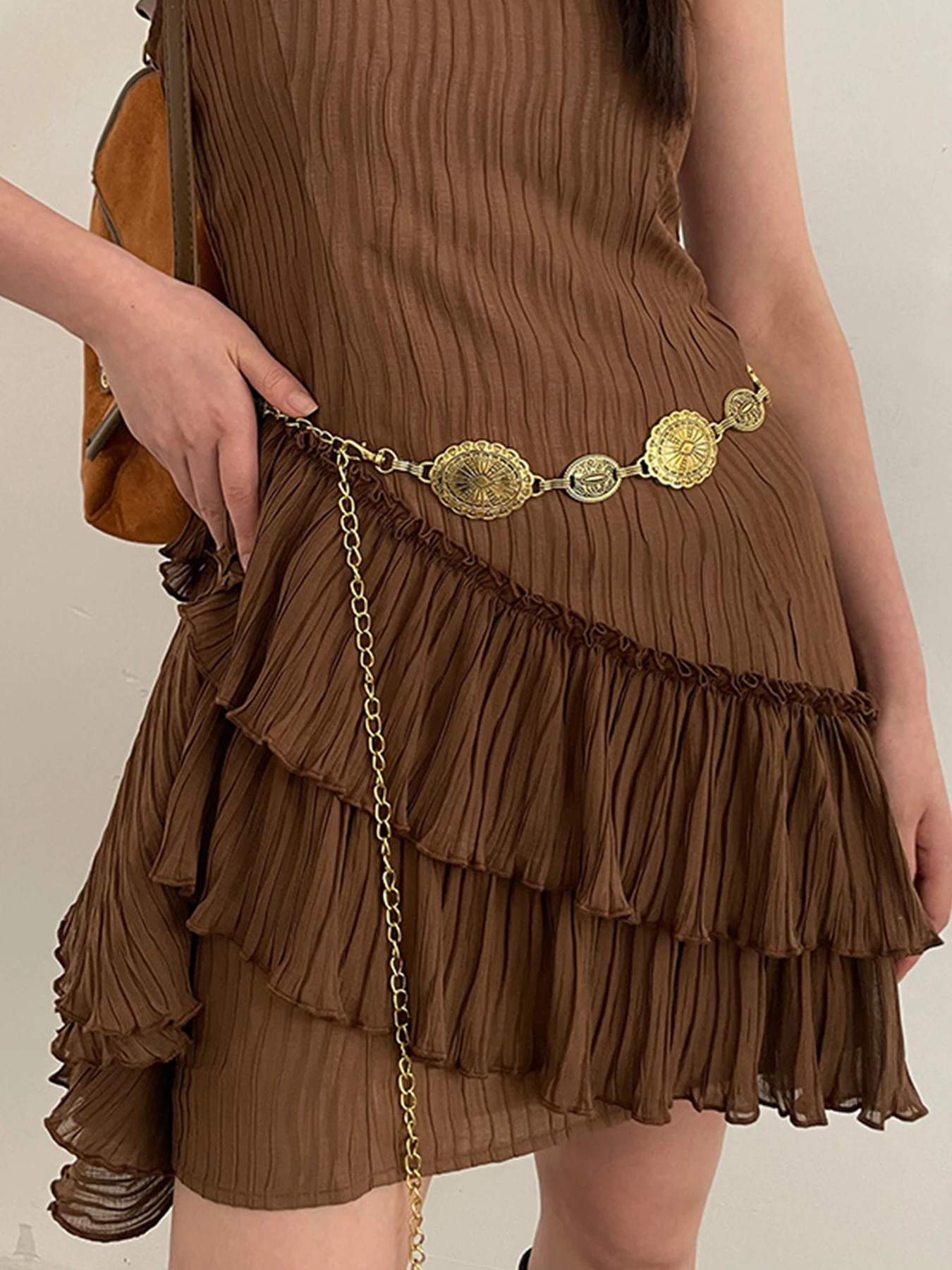 1 piece set of waist chain accessories for womens retro Bohemian ethnic style high-end silver metal chain belt with skirt belt 250715