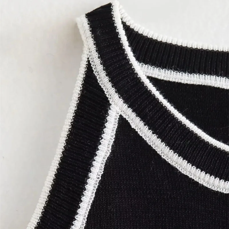 Womens TRAF Cropped Black Knit Vest - Sleeveless Fashionable Casual Top