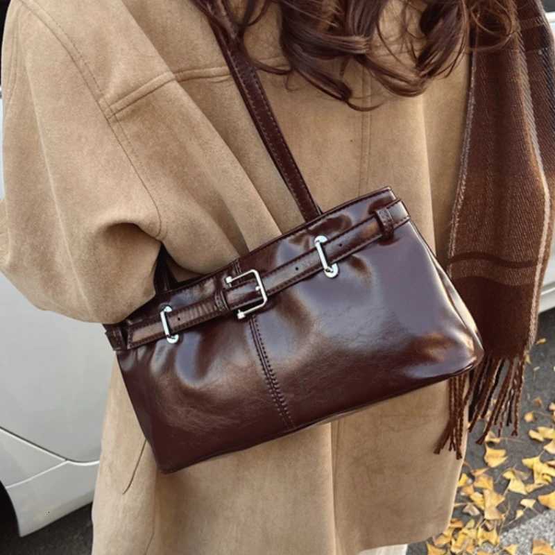 2025 Y2K Vintage PU Leather Shoulder Bags for Women Underarm Commuting Bag Hot S Bags for Women Handbags and Purses Y250718