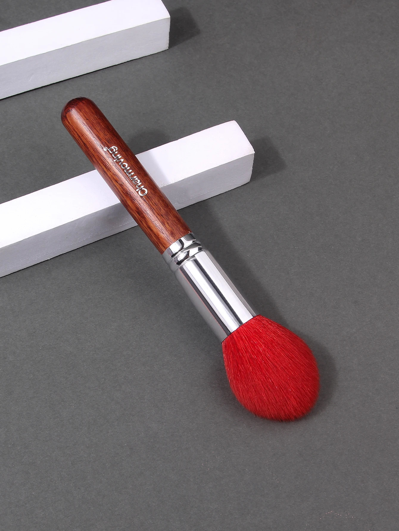 Professional Large Makeup Brush Mahogany Wood Handle with Natural Hair Setting Powder Foundation for Face Blusher Use 250716