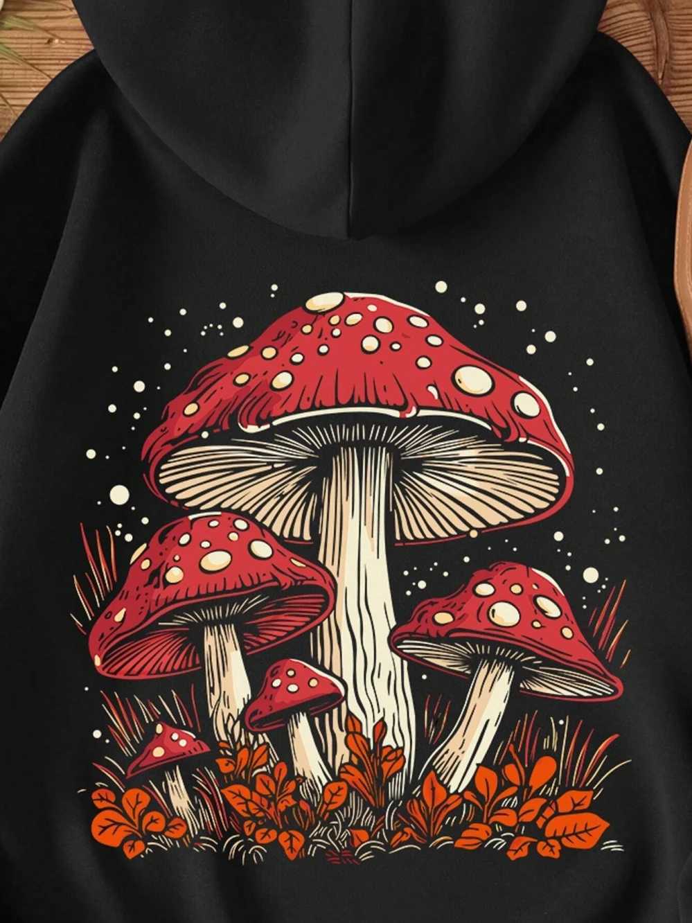 Red shroom Personality Graphic Hoodie For Women Harajuku Casual Sweatshirt Fashion Face Hooded Autumn Warm S-XXL Fe Tops XJ250717