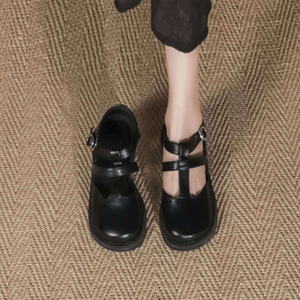 Summer 2025 French Comfortable Single Fashion Roman Style Hollow Mary Jane Shoes Women's Closed Toe Sandals