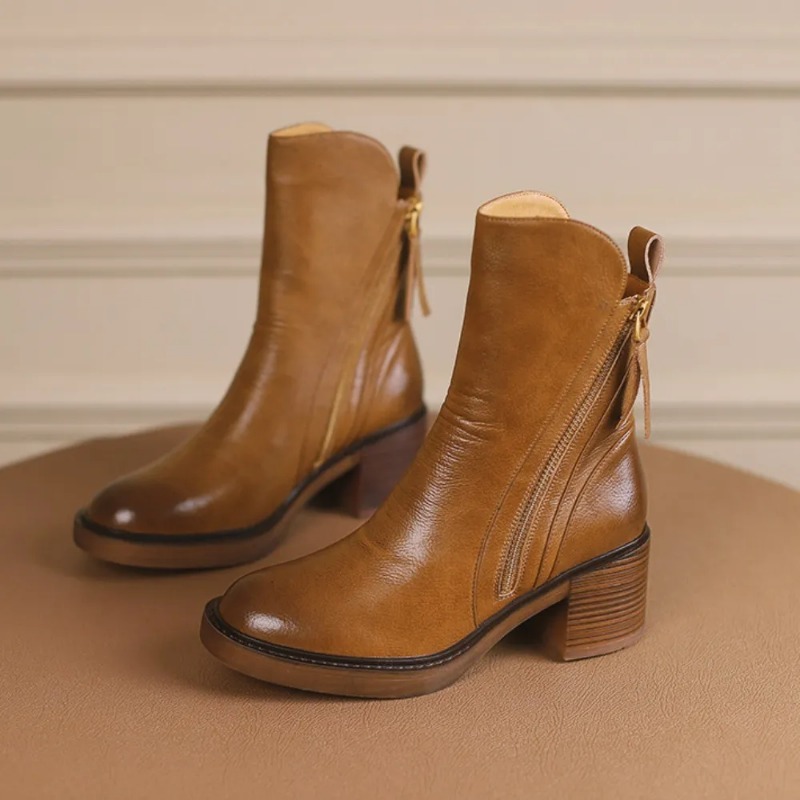 Autumn Fashion: Ladies' Short-Brown Ankle Boots Featuring Chunky Soles & Premium Leather Material