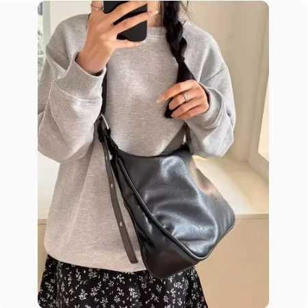 2025 New Autumn Winter Stylish Tote Bag Versatile Soft Material Handbag Y250718