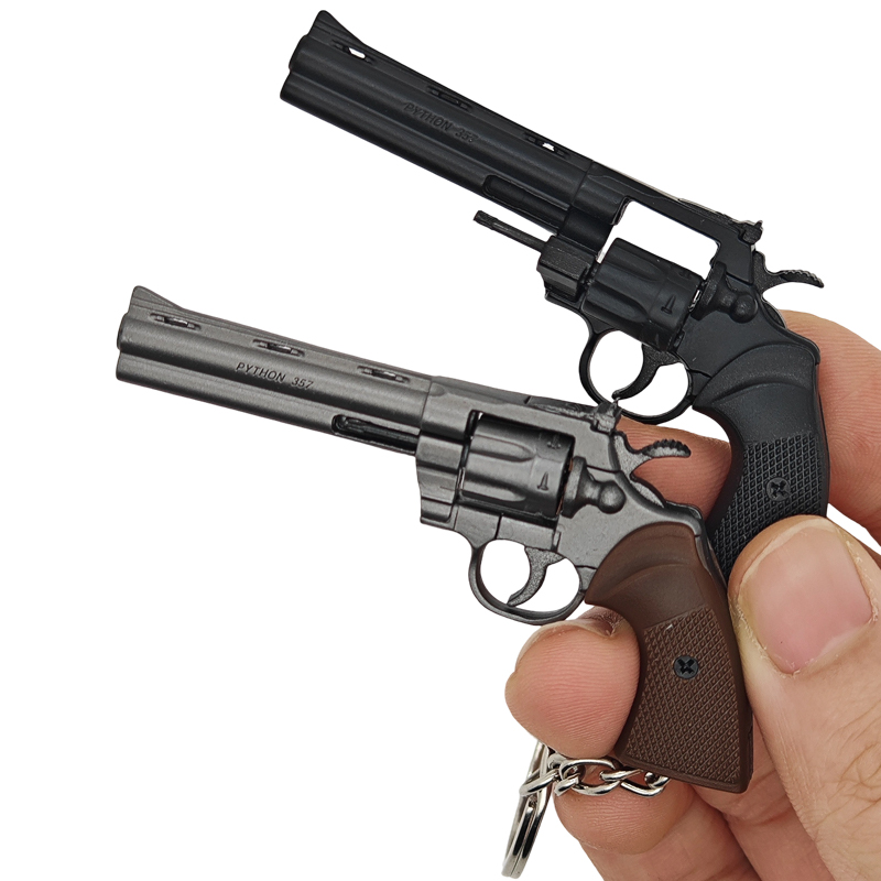 1:3 Scale Alloy Revolver Keychain Mini Spin Cylinder Working Hammer Gun Model Tactical Fidget Toy Cool Gift for Gun Lovers