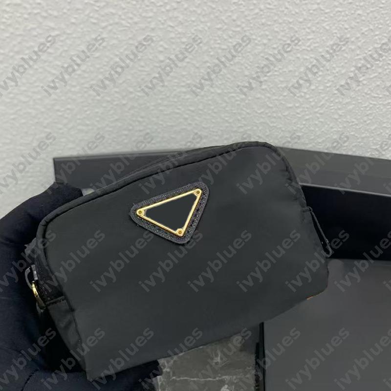 Luxury Make Up Bags 8 Colors Unisex Nylon Vanity Bag Designer Wash Makeup Bag Small Cosmetic Bag Luxury Travel Toiletry Bag Zipper Make Up Handbags